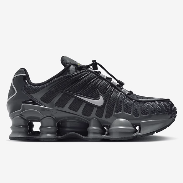 NIKE Shox TL Black Metallic FV0939-001｜MIRISE(ミライズ)公式通販