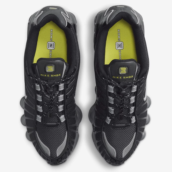 NIKE Shox TL Black Metallic FV0939-001｜MIRISE(ミライズ)公式通販