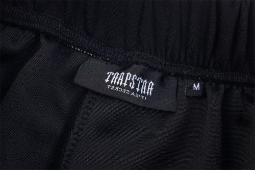 ちゅんぴ TRAPSTAR ブラックセットアップxs ちゅんぴ様専用 TRAPSTAR ブラックセットアップxs - メルカリ