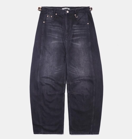 BADBLOOD デニムパンツ ワイドシルエット ストリート BADBLOOD ワイドレッグ ジーンズ Charlie Barrel Jeans｜MIRISE