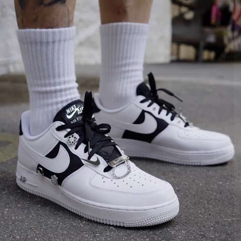 ★NIKE★ AIR FORCE 1 SILVER SNAP BUTTONS PRM 関税/送料込 エア フォース 1 NIKE ナイキ AIR FORCE LOW SILVER SNAP