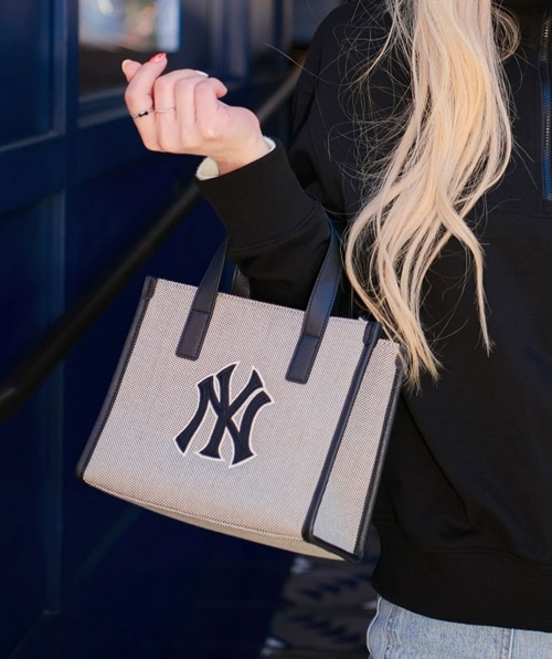 ☆韓国の人気☆【MLB】☆Basic Canvas Tote Ba.g☆ MLB Korea BASIC BIG LOGO CANVAS S TOTE BAG ショルダー トート