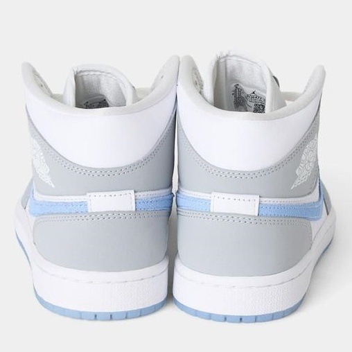 入手困難 Nike WMNS AIR JORDAN 1 MID WOLF GREY BQ6472-105