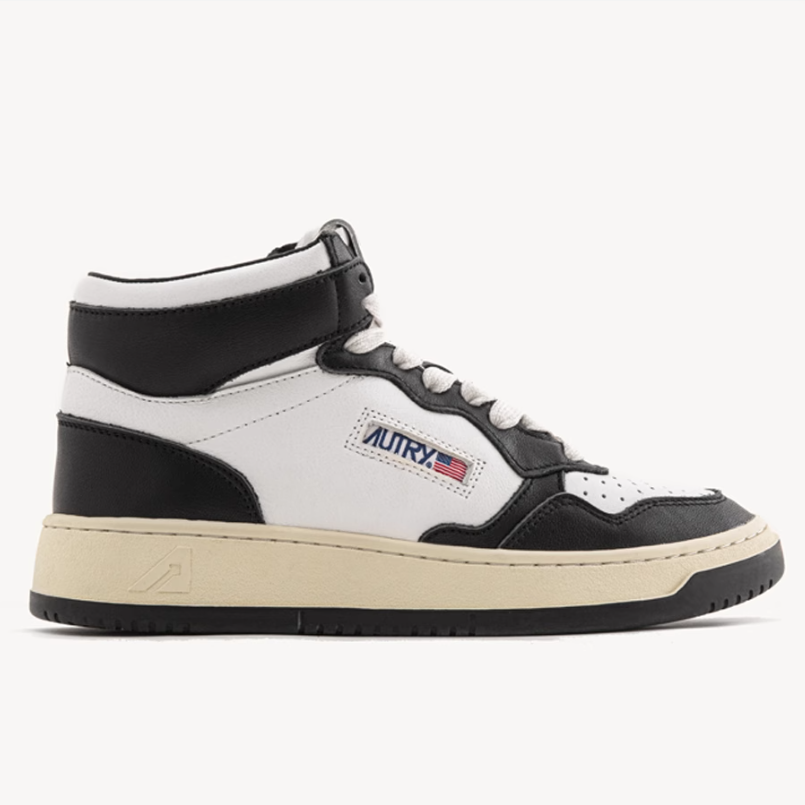 ★美品★AUTRY ブラック メダリスト スニーカー 38 楽天市場】【10/25-26限定・最大2万円OFFクーポン配布中】AUTRY