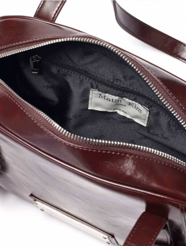 【新品未使用】Matin Kim スクエアショルダーバッグ ダークブラウン Matin Kim】BIKER DETAIL SQUARE SHOULDER BAG (Matin Kim