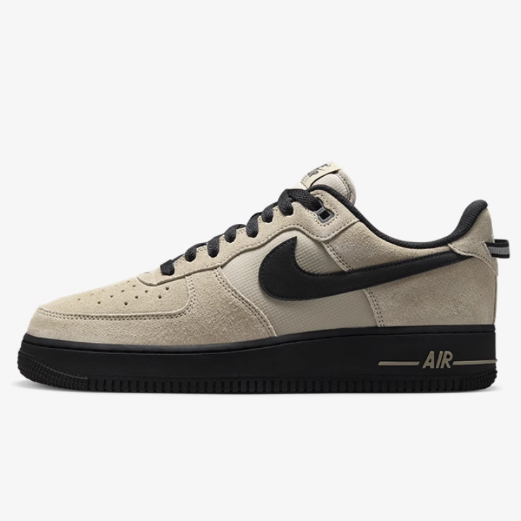 ⭐︎試着のみ新品.エアフォース1.レザーAIR Force1.HI.26.5cm 国内販売開始】 ナイキ エアフォース1 '07 レザー 全2色