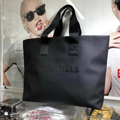 FOG] Fear Of God Essentials トートバッグ Tote Bag｜MIRISE(ミライズ