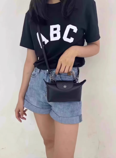 Longchamp ロンシャン ル プリアージュ オリジナル ハンドル付きポーチ