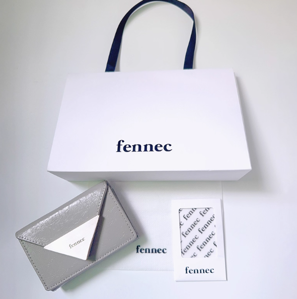 Fennec 折りたたみ財布 CRINKLE TRIANGLE TRIPLE WALLET カード