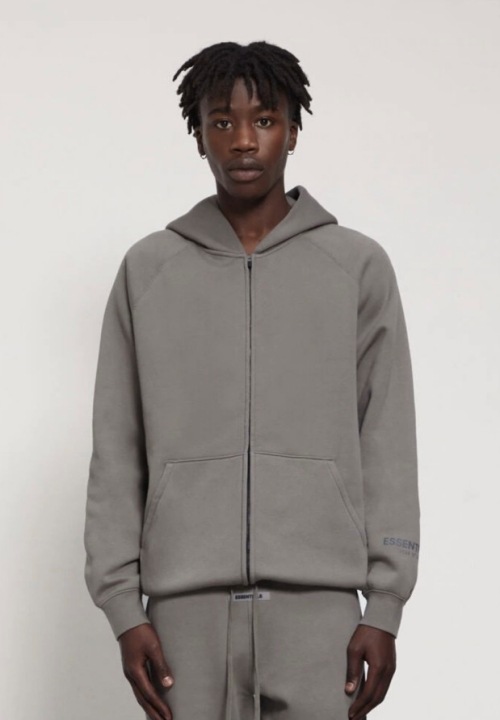 fear of god essentials ジップアップ フーディー FEAR OF GOD ESSENTIALS zip-up Hoodie | Black | FARFETCH