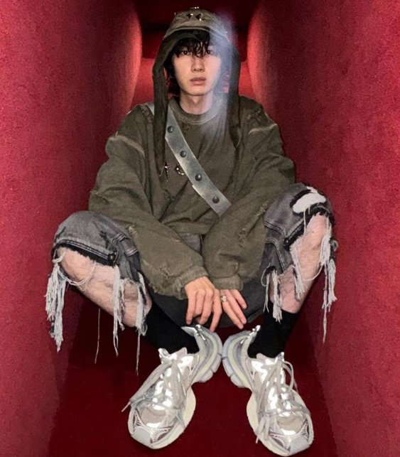 Thug Club スウェット War Victim｜MIRISE(ミライズ)公式通販