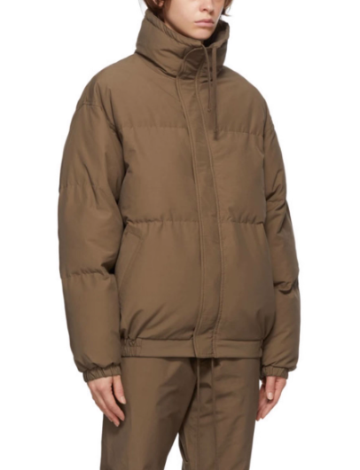 FOG] Fear Of God Essentials ダウンジャケット Puffer Jacket｜MIRISE