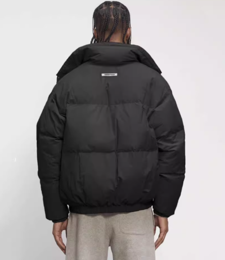 FOG] Fear Of God Essentials ダウンジャケット Puffer Jacket｜MIRISE