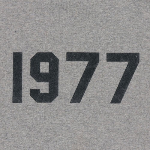 FOG] Fear Of God Essentials 1977 スウェット 1977 Crewneck