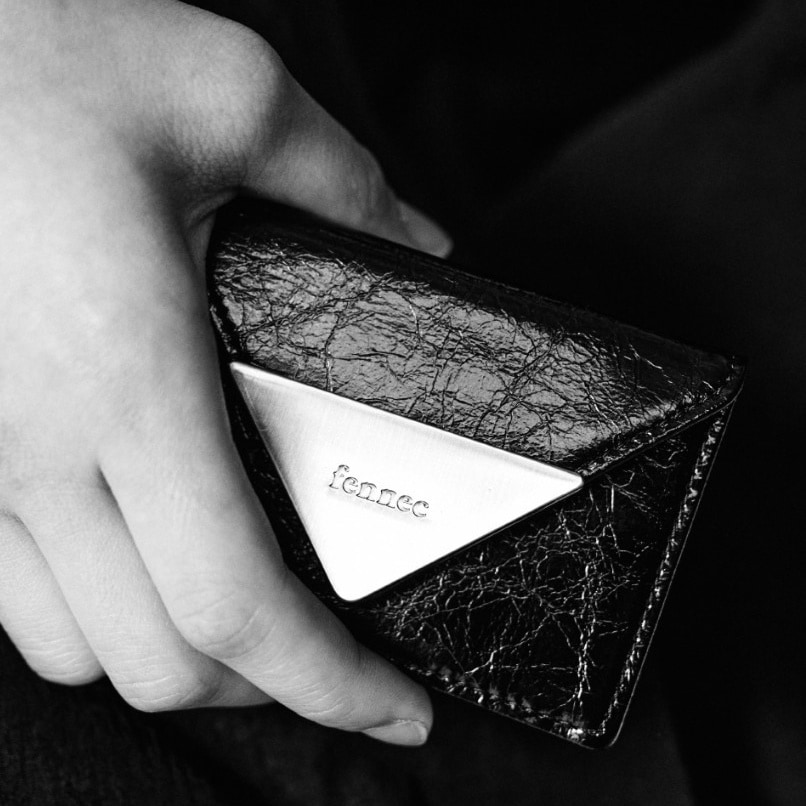カードケース・名刺入れ Fennec TRIANGLE SLIT CARD HOLDER BLACK Fennec] Triangle Slit Card Holder – Arielle Store