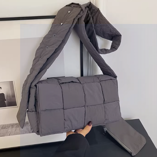 BOTTEGA VENETA イントレチャートナイロン クロスボディバッグ ボッテガ風 イントレチャート クロスボディバッグ BOTTEGA