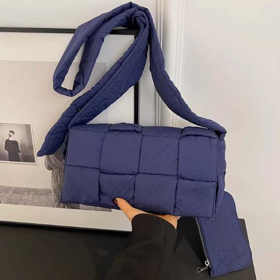BOTTEGA VENETA イントレチャートナイロン クロスボディバッグ ボッテガ風 イントレチャート クロスボディバッグ BOTTEGA