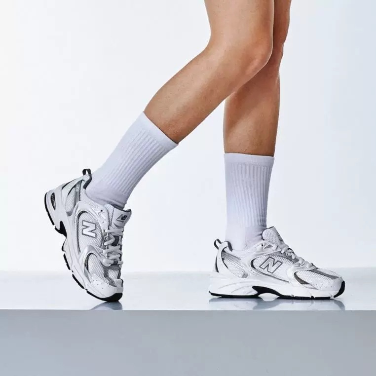 国内完売 NEW BALANCE ランニングシューズ MR530AD スニーカー｜MIRISE
