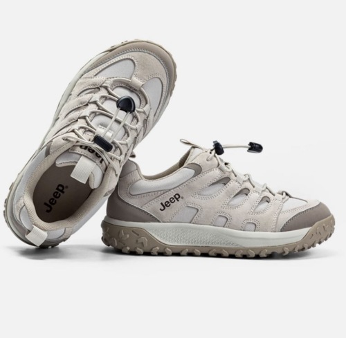 Jeep メッシュデザイン シューズ ホワイ これがあのJeepから出てるって信じられる？ 車だけじゃなくて