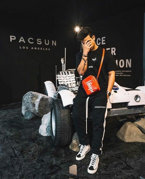 FOG] Fear Of God Essentials サイドストライプ スウェットパンツ Side