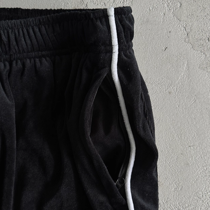 Corteiz コーテイズ ベロア トラックパンツ VVS Velour Bottoms