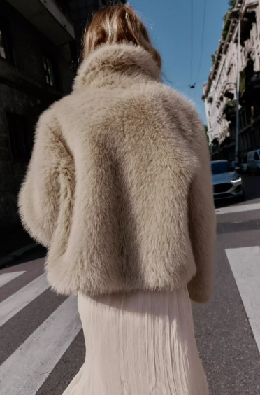 ZARA ダブルフェイス フェイクファージャケット 4745/221/832｜MIRISE