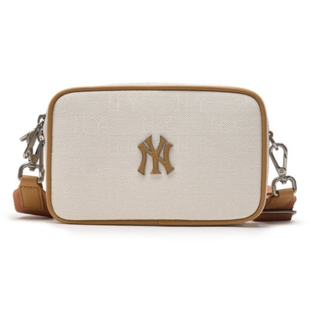 MLB Korea クロスボディバッグ Classic Monogram Jacquard Mini MLB Korea クロスボディバッグ Classic Monogram Jacquard Mini