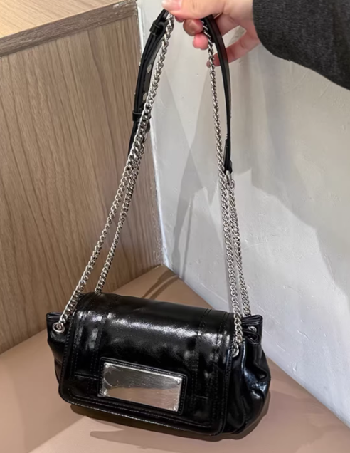 マーティンキム　ミニチェーンバッグ MATIN KIM ミニチェーンバッグ WIDE NEMO SHOULDER BAG｜MIRISE