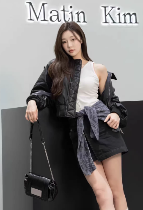 マーティンキム　ミニチェーンバッグ MATIN KIM ミニチェーンバッグ GLOSSY QUILTING SMALL CHAIN BAG