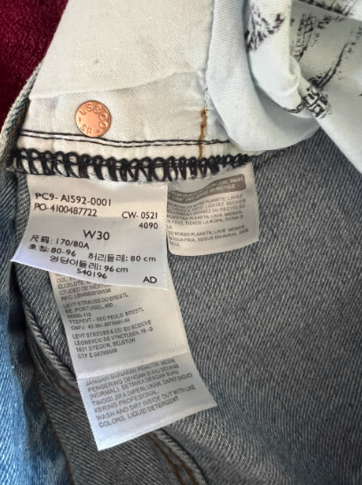 Denim Tears x Levi's セットアップ デニムジャケット & ジーンズ Type Denim Tears x Levi's セットアップ デニムジャケット & ジーンズ Type