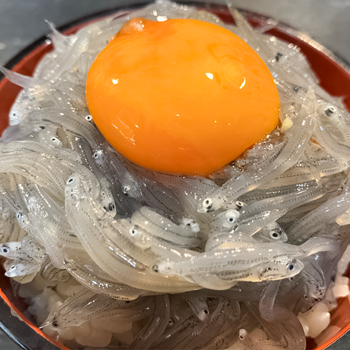 ★目玉商品 (送料無料)(お刺身用) 生しらす 400g〜1.2kg