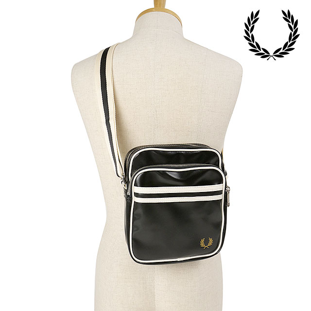 か*の様 フレッドペリー Classic Side Bag L8258-D57 Classic Side Bag(1SZ D57：BLACK / ECRU): | FRED PERRY JAPAN
