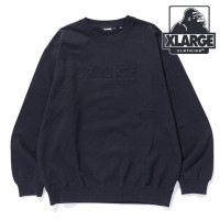 【20%OFF/SALE】エクストララージ XLARGE エンボスド スタンダードロゴ クルーネック スウェットシャツ [101251012003 SS25] EMBOSSED STANDARD LO