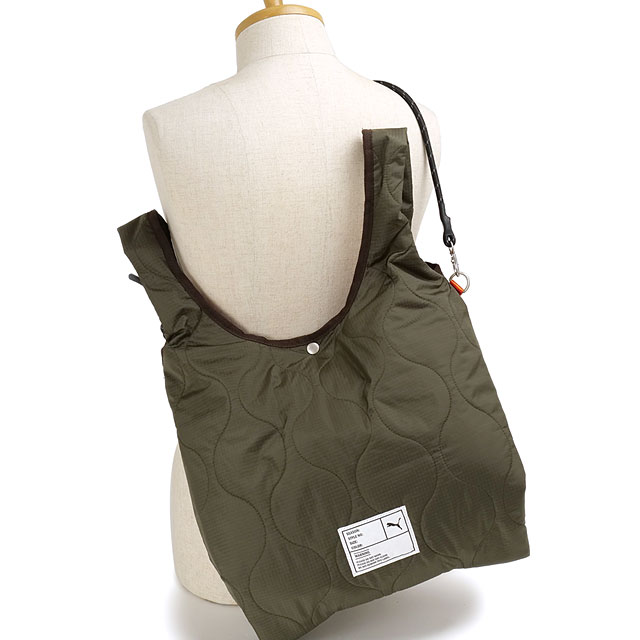 プーマ PUMA ラスティ コンビニトート [J20400 FW25] 19L RUSTY CONVENIENCE TOTE メンズ・レディース 鞄 マルシェバッグ ショルダーバッグ KHAKI 【メール便配送】 正規取扱店