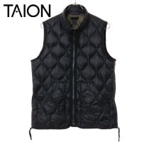 タイオン TAION ミリタリー ハイネックダブルジップダウンベスト [TAION-002ALSZML-1 FW25] U MILITARY HI NECK W-ZIP DOWN VEST メンズ・レ