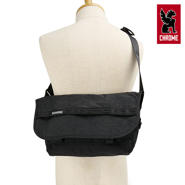 クローム CHROME クーリエ フラップ メッセンジャーバッグ [JP242BKCK] COURIER FLAP MSNGR 6L ユニセックスショルダーバッグ 黒 BLACK-CRINKLE