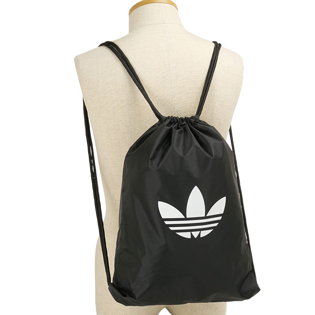 アディダス オリジナルス adidas Originals アディカラー ジムサック [MCC00/JX0229 FW26] ADICOLOR GYMSACK バッグ ナップサック 軽量 スポーツ ジム デイリー 黒 ブラック/ホワイト 【メール便配送】