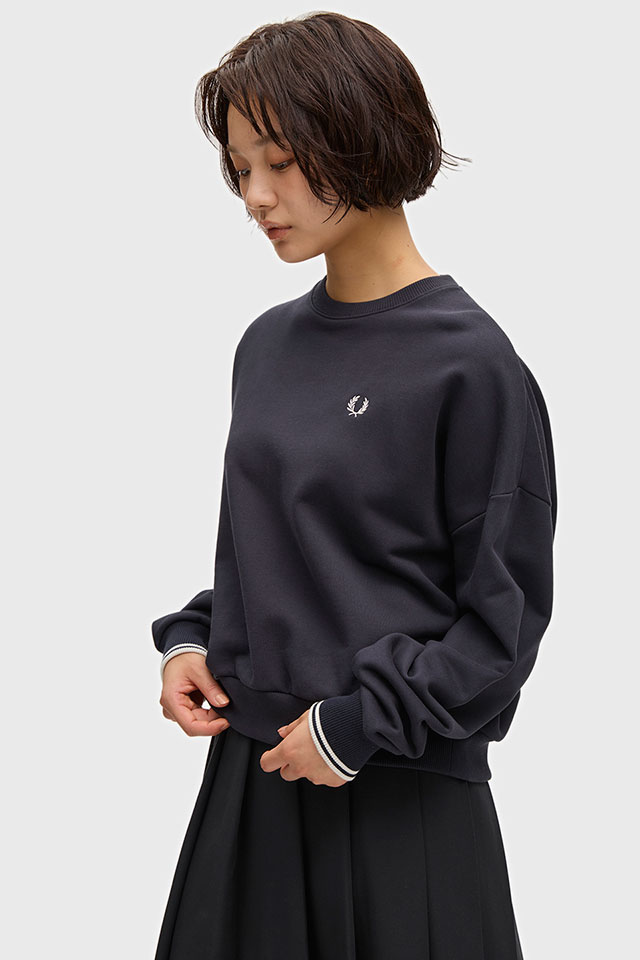 フレッドペリー FRED PERRY レディース ティップド スウェットシャツ [G1148-608 FW26] TIPPED SWEATSHIRT ウィメンズ クルーネック ドロップショルダー ゆったりシルエット 紺 NAVY
