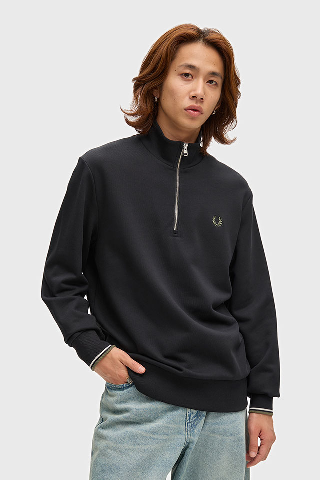 フレッドペリー FRED PERRY メンズ ハーフジップ スウェットシャツ [M3574-W54 FW26] HALF ZIP SWEATSHIRT 裏毛 コットン おしゃれ カジュアル 黒 BLK/ECR/LRLWGREN