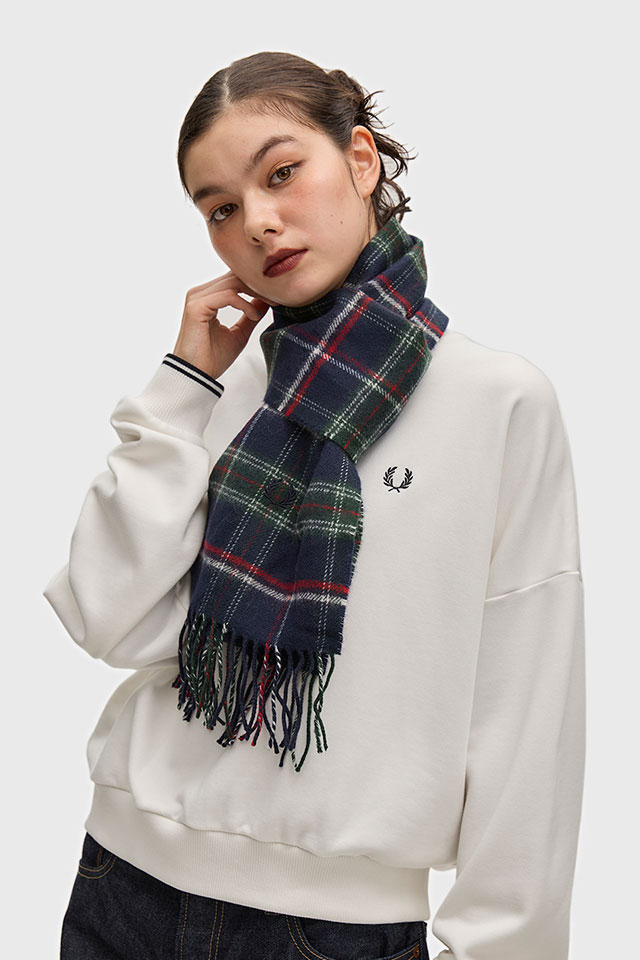 フレッドペリー FRED PERRY ラムウール スカーフ [C3337-Z89 FW26] LAMBSWOOL SCARF ギフト 贈り物 ラムウールマフラー タータンチェック ストール 防寒 秋冬 ネイビー FREDPERRY-TARTAN