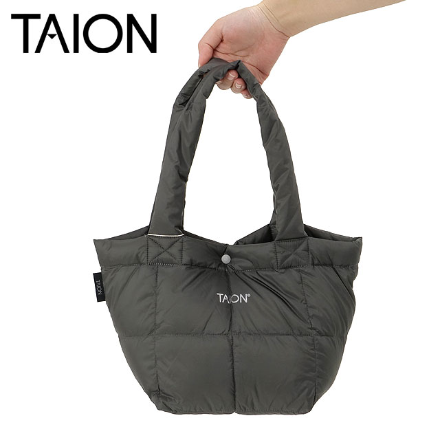 タイオン TAION ベーシック ランチダウントートバッグS [TAION-TOTE02-S FW26] BASIC LUNCH DOWN TOTE BAG-S ユニセックス手持ち ハンドバッグ 小型 グレー D.CHARCOAL