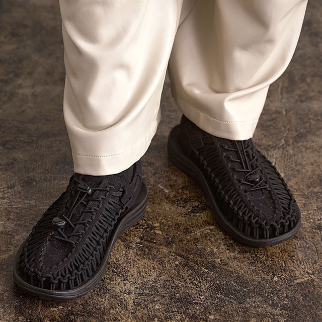 先着で限定プレゼント】KEEN キーン メンズ サンダルUNEEK 3C MEN
