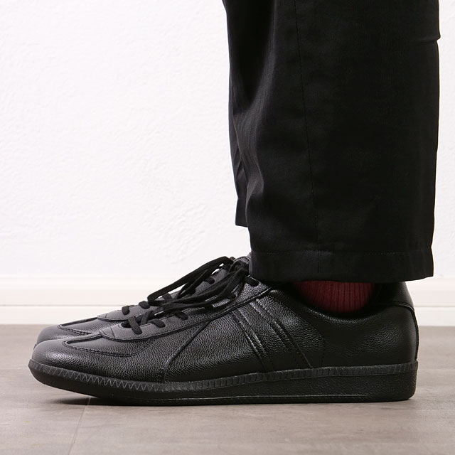 ジャーマントレーナー　スニーカー　ブラック　German Trainer GERMAN TRAINER | ジャーマントレーナー スニーカー - Daja オンライン