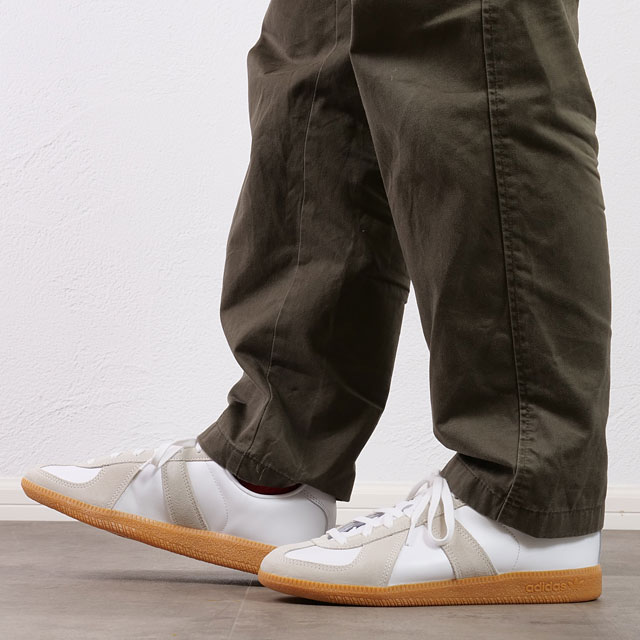 アディダス オリジナルス adidas Originals スニーカー ビーダブリュー