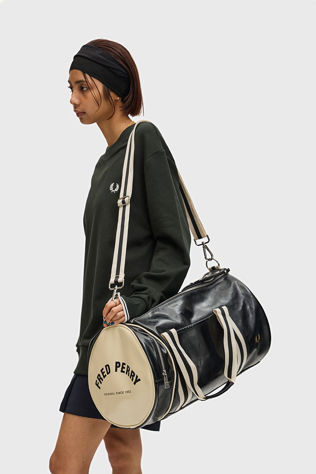 フレッドペリー FRED PERRY クラシック バレルバッグ [L7255-D57 SS24
