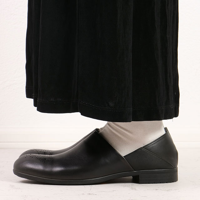 返品交換送料無料 ショセ トラベルシューズ TRAVEL SHOES by chausser