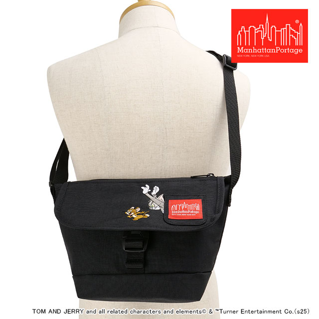 ޥϥåݡơ Manhattan Portage ʥå󥸥㡼ХåXXS եåץåѡݥå ȥȥ꡼ 85ǯ [MP1603FZPTJ85TH] NYLON MESSENGER BAGXXSFLAP ZIPPER POCKET TOM AND JERRY 85TH   Black 谷Ź