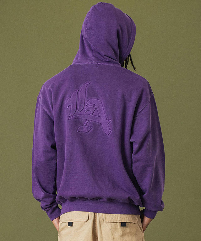 エクストララージ XLARGE ピグメントダイ エンボスロゴ ジップ