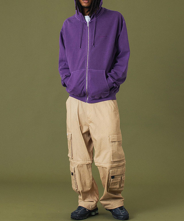 XLARGE ピグメントダイ エンボスロゴ ジップフーデッド スウェットシャツ エクストララージ XLARGE ピグメントダイ エンボスロゴ ジップ