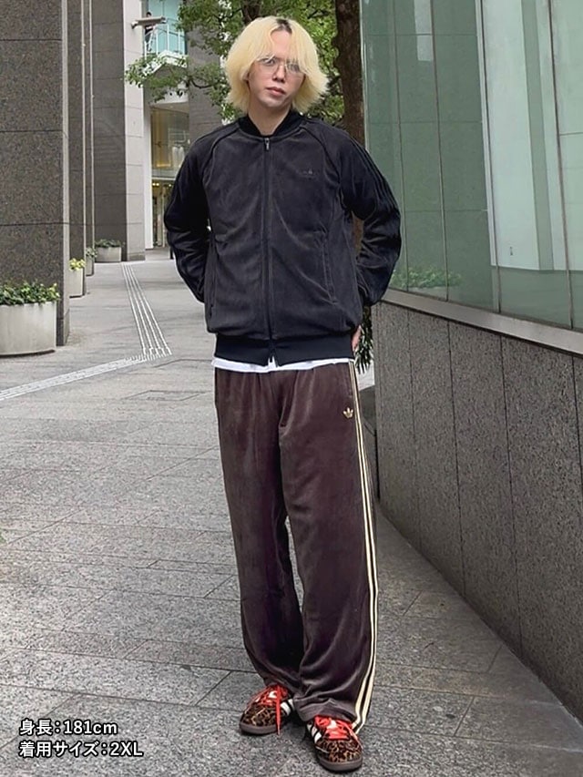 アディダス オリジナルス adidas Originals ベロア SST トラックトップ